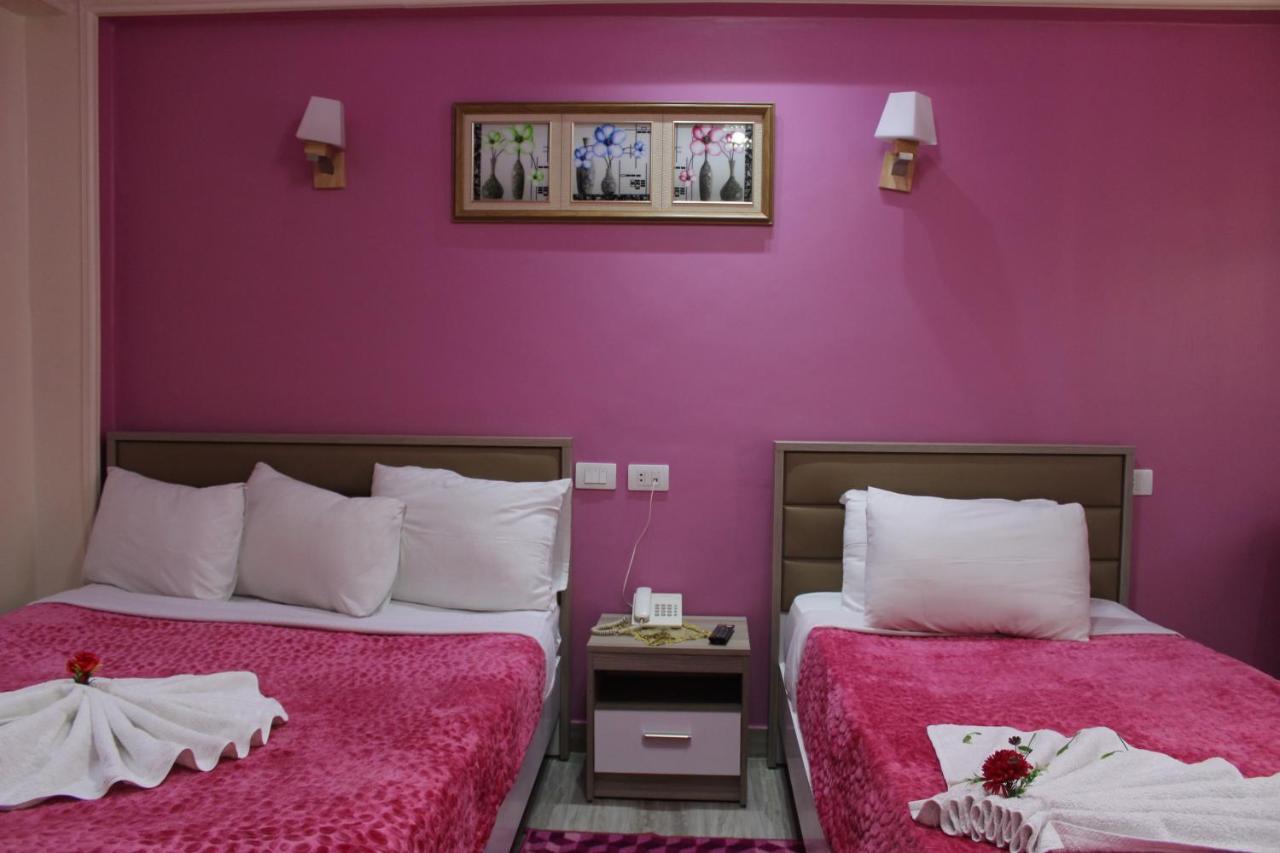 Amin Hotel 3*